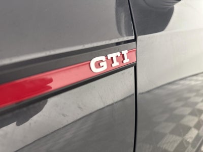 2024 Volkswagen Golf GTI 380 SE