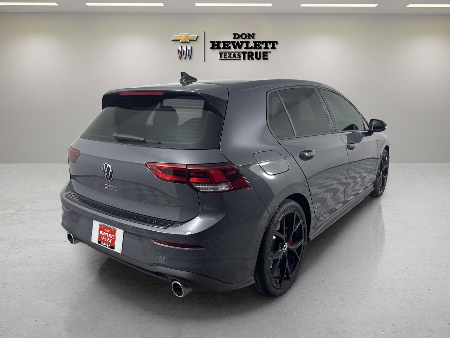 2024 Volkswagen Golf GTI 380 SE