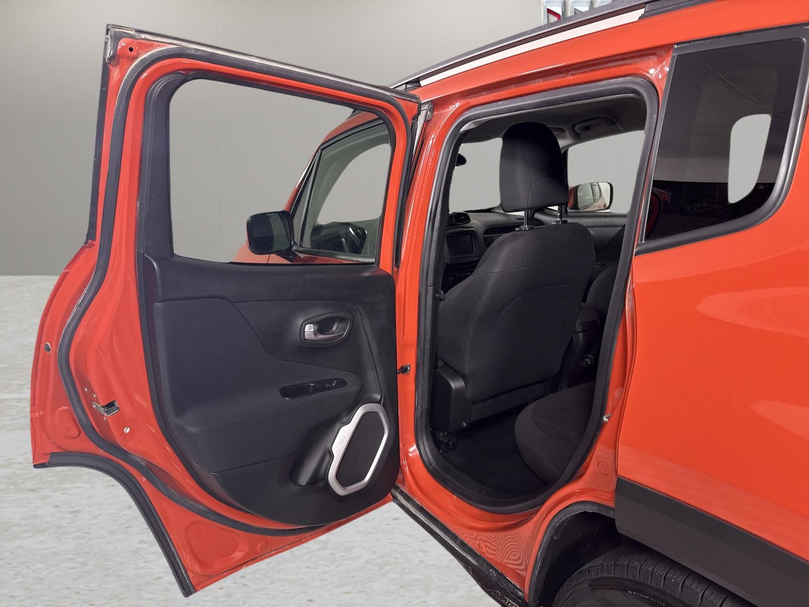 2019 Jeep Renegade Latitude FWD