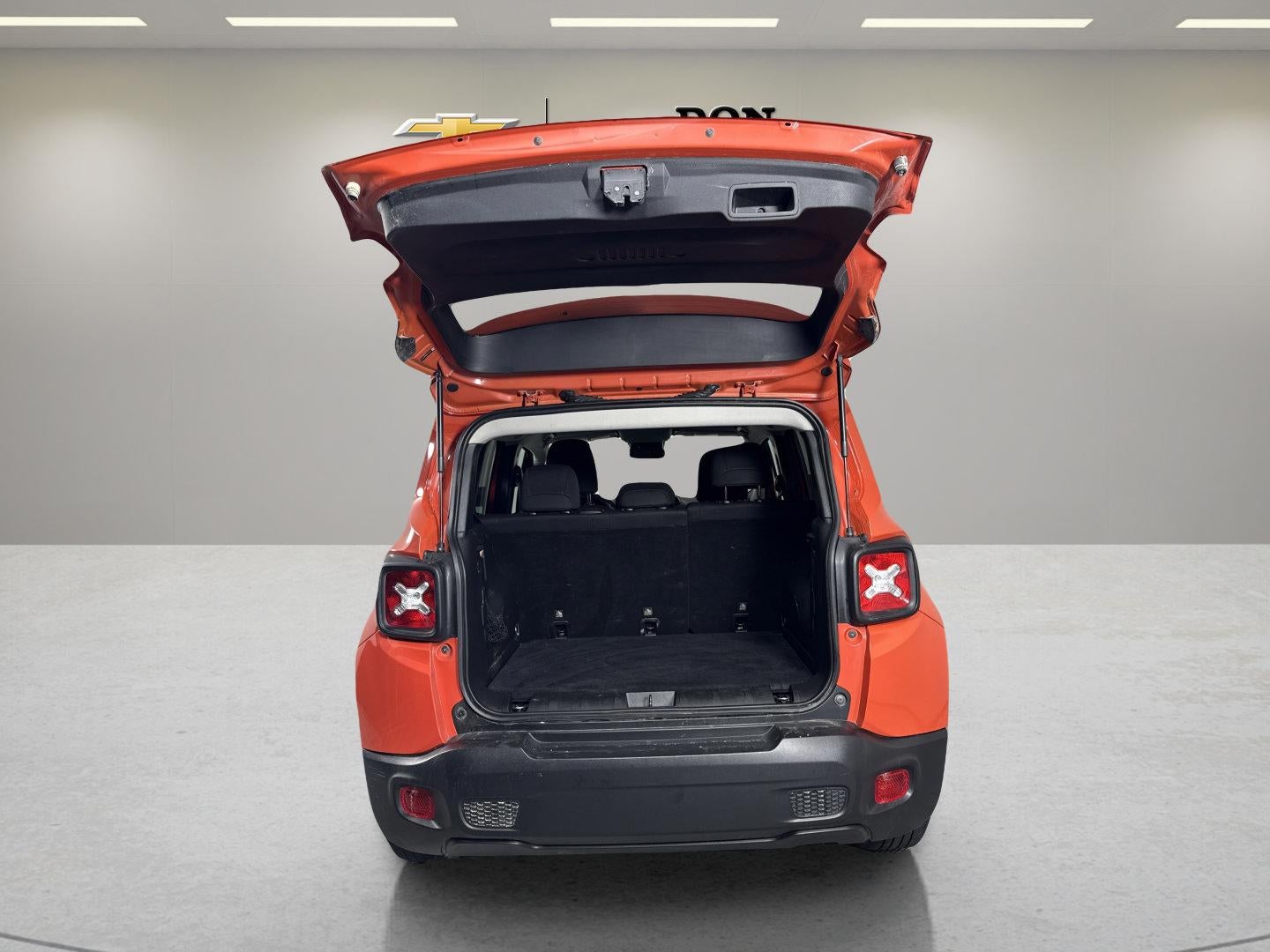 2019 Jeep Renegade Latitude FWD